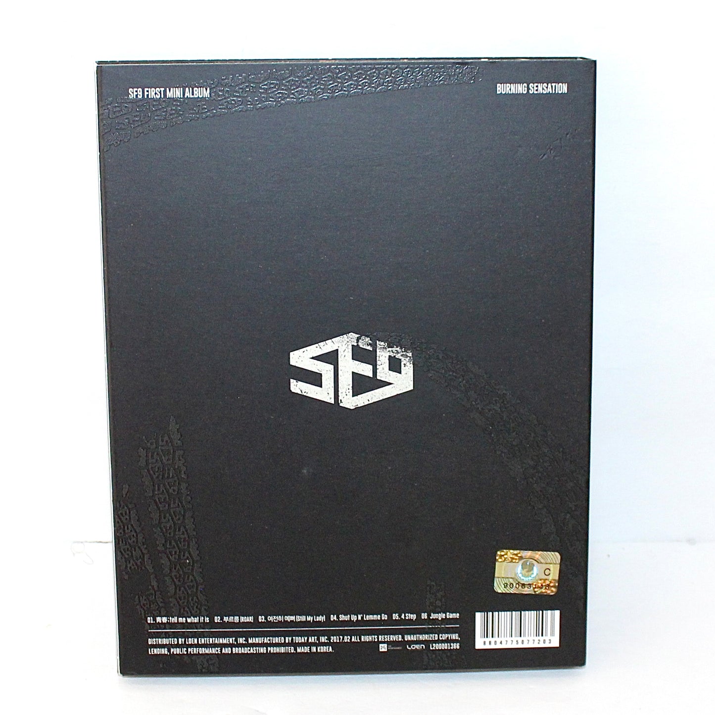 SF9 1er Mini Álbum: Sensación Ardiente