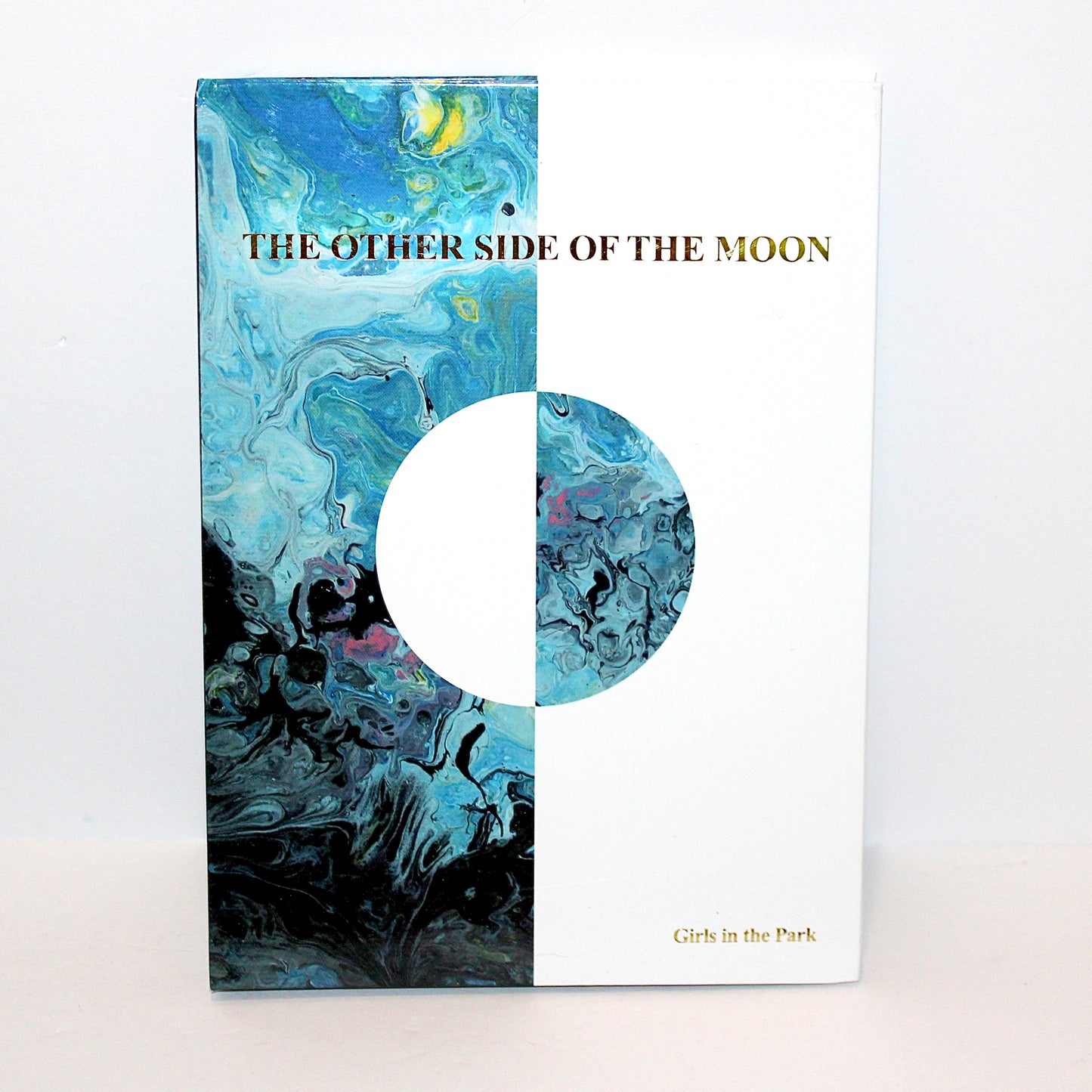 GWSN 5th Mini Album: The Other Side Of The Moon