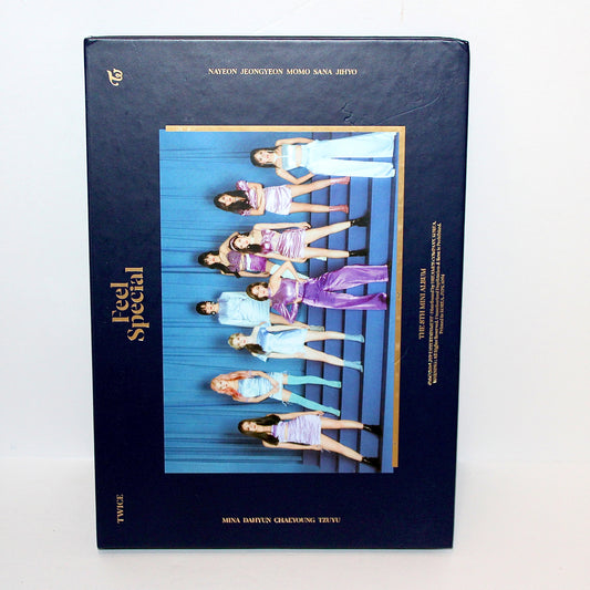 TWICE 8th Mini Album: Feel Special | B Ver.