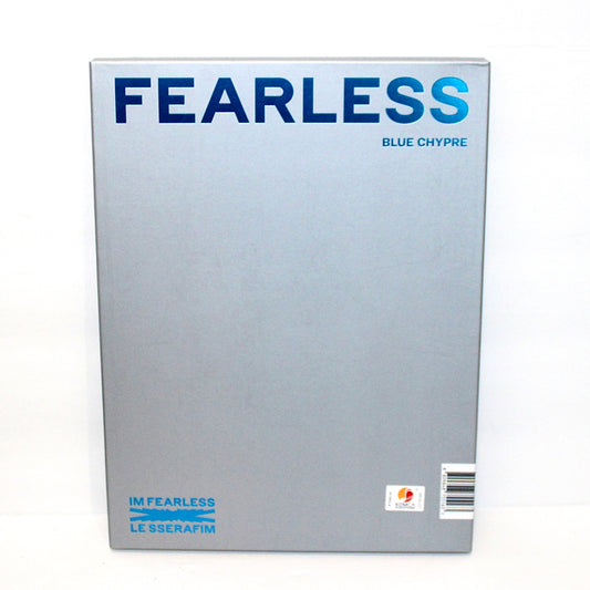 LE SSERAFIM 1er Mini Álbum: Fearless | Ver azul chipre.