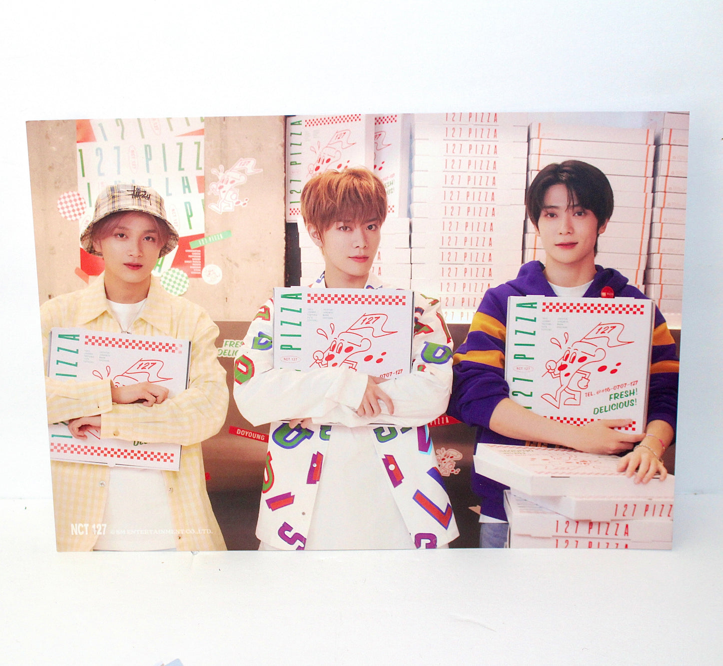 NCT 127 2022 Season's Greetings: 127 Pizza | Inclusions