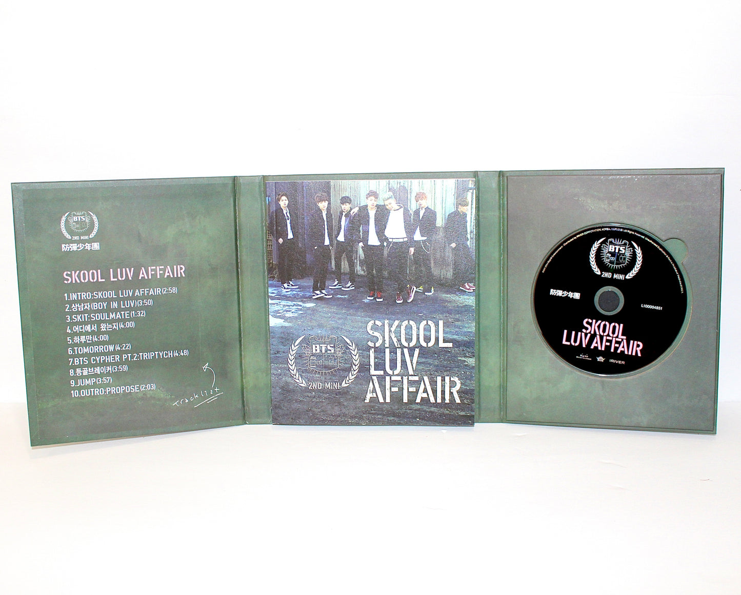 BTS 2nd Mini Album: SKOOL LUV AFFAIR