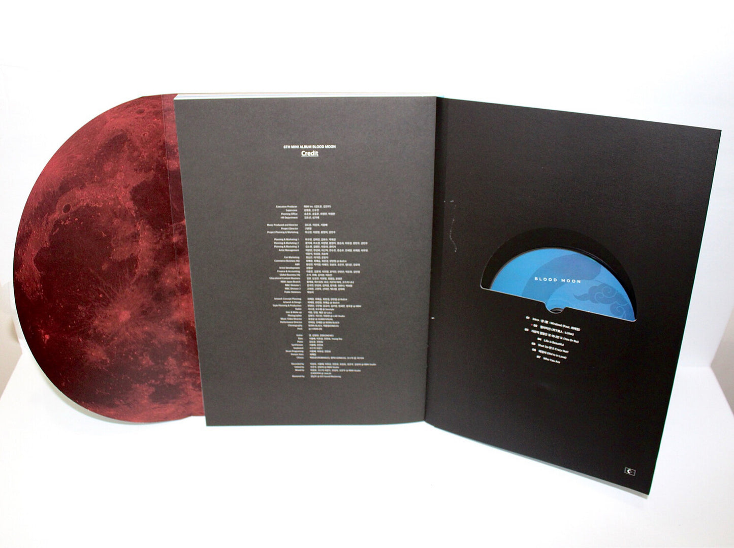 ONEUS 6th Mini Album: Blood Moon | Theater Ver.