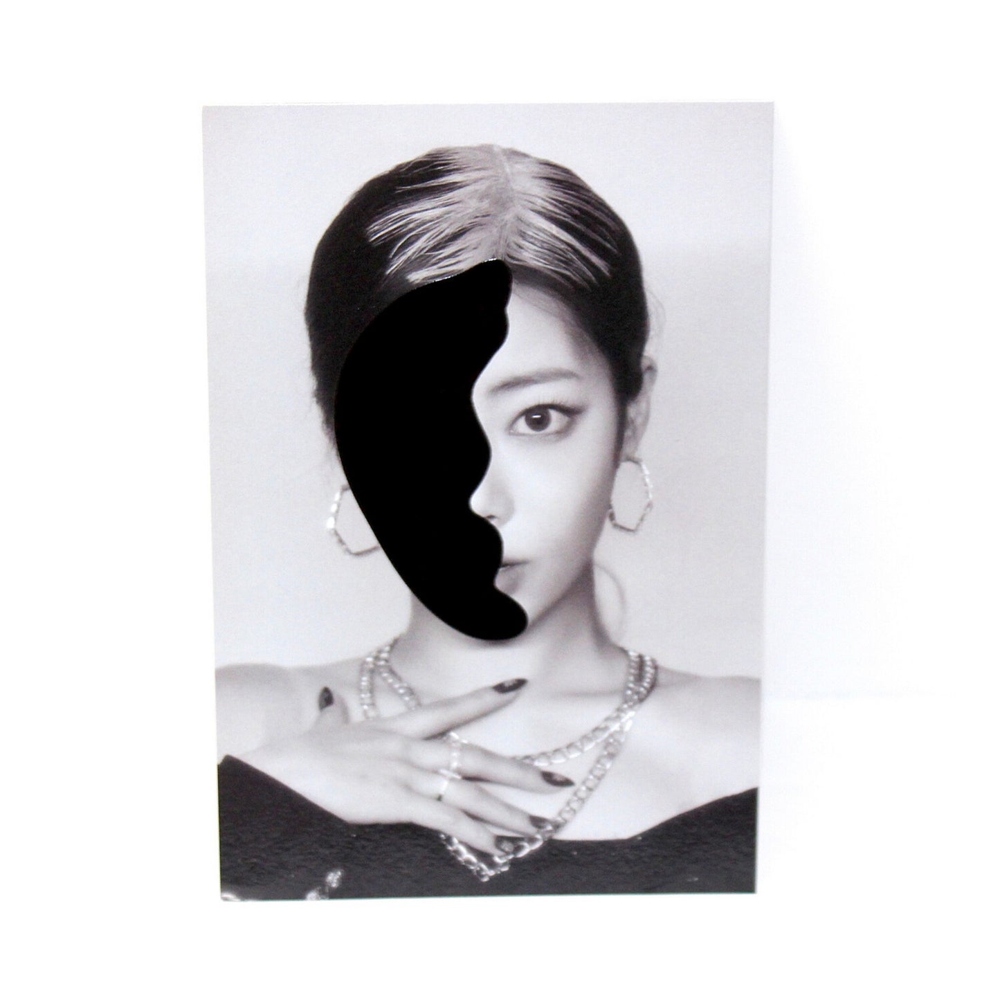 PURPLE KISS 3rd Mini Album: memeM | Goeun Inclusions