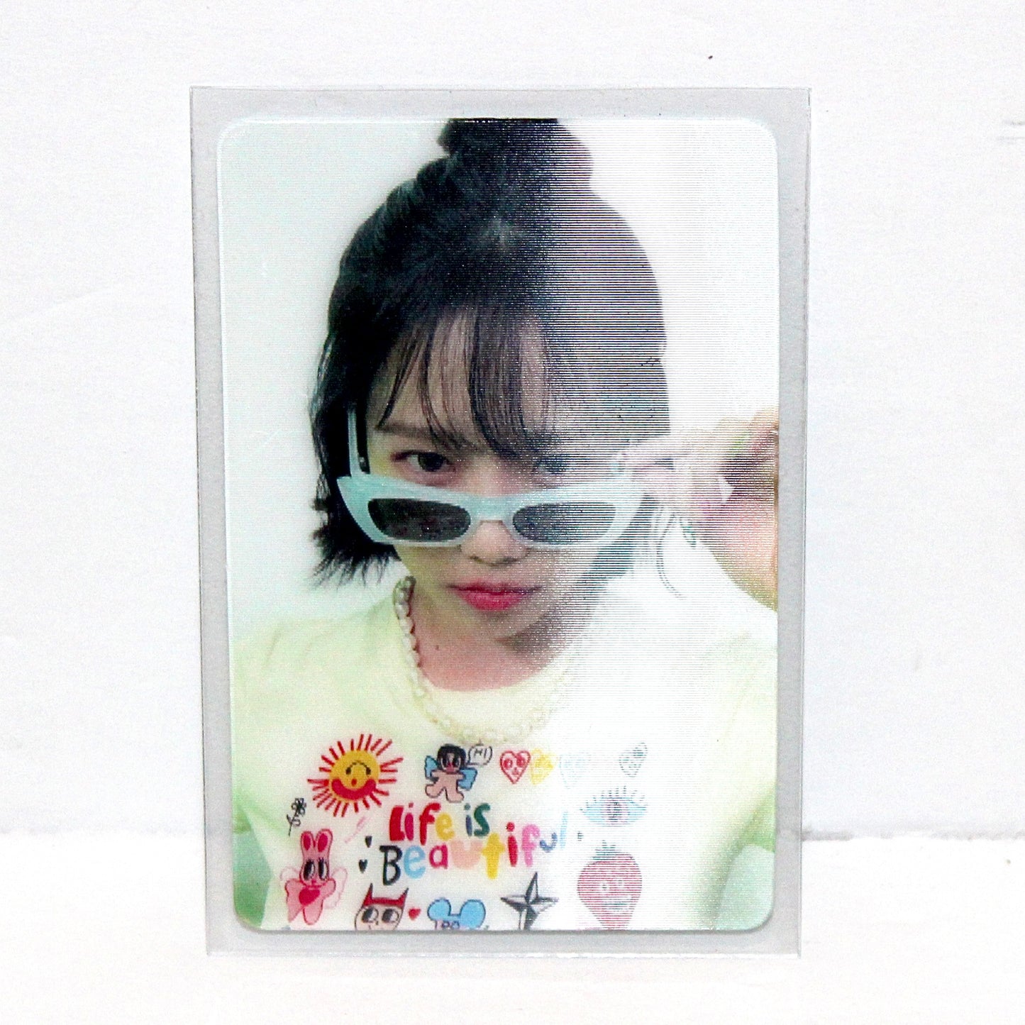 JO YURI 1st Single Album: GLASSY | Inclusions