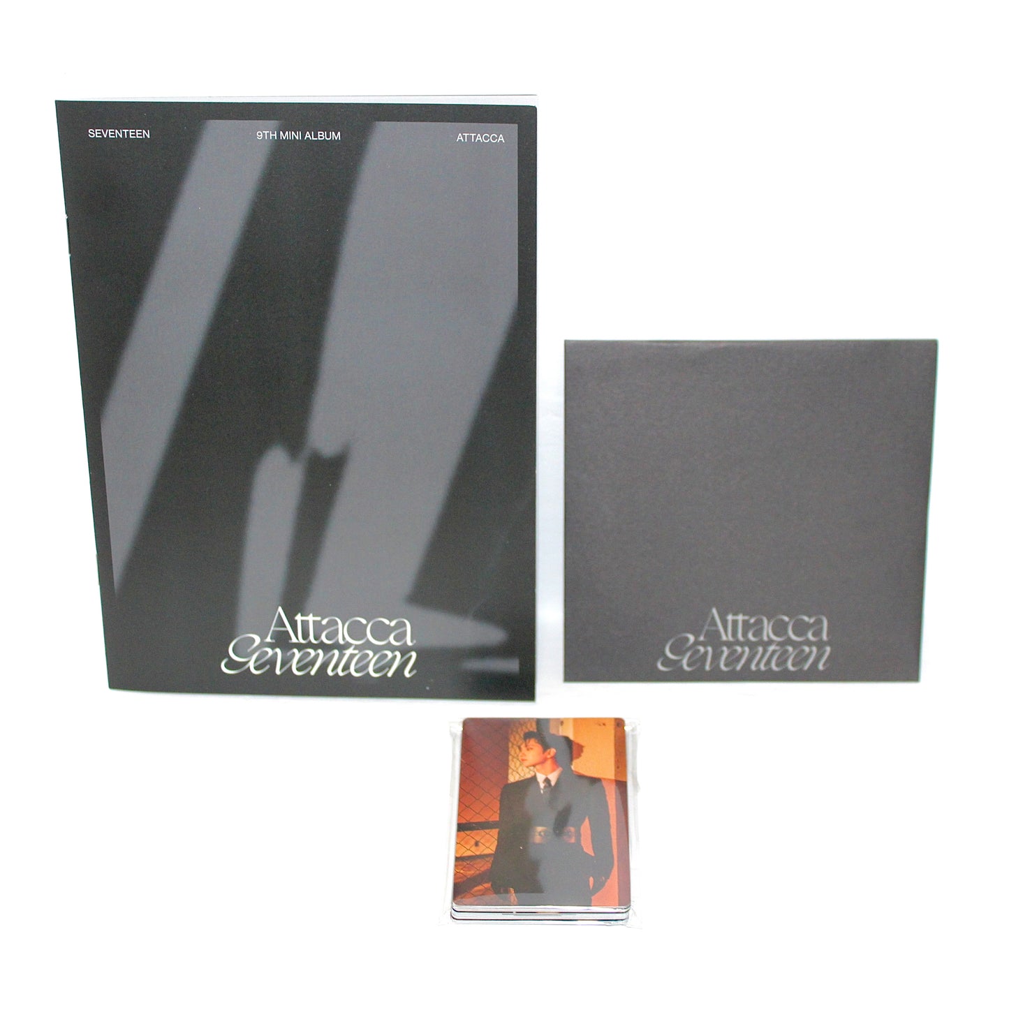 SEVENTEEN 9th Mini Album: Attacca | Carat Ver.