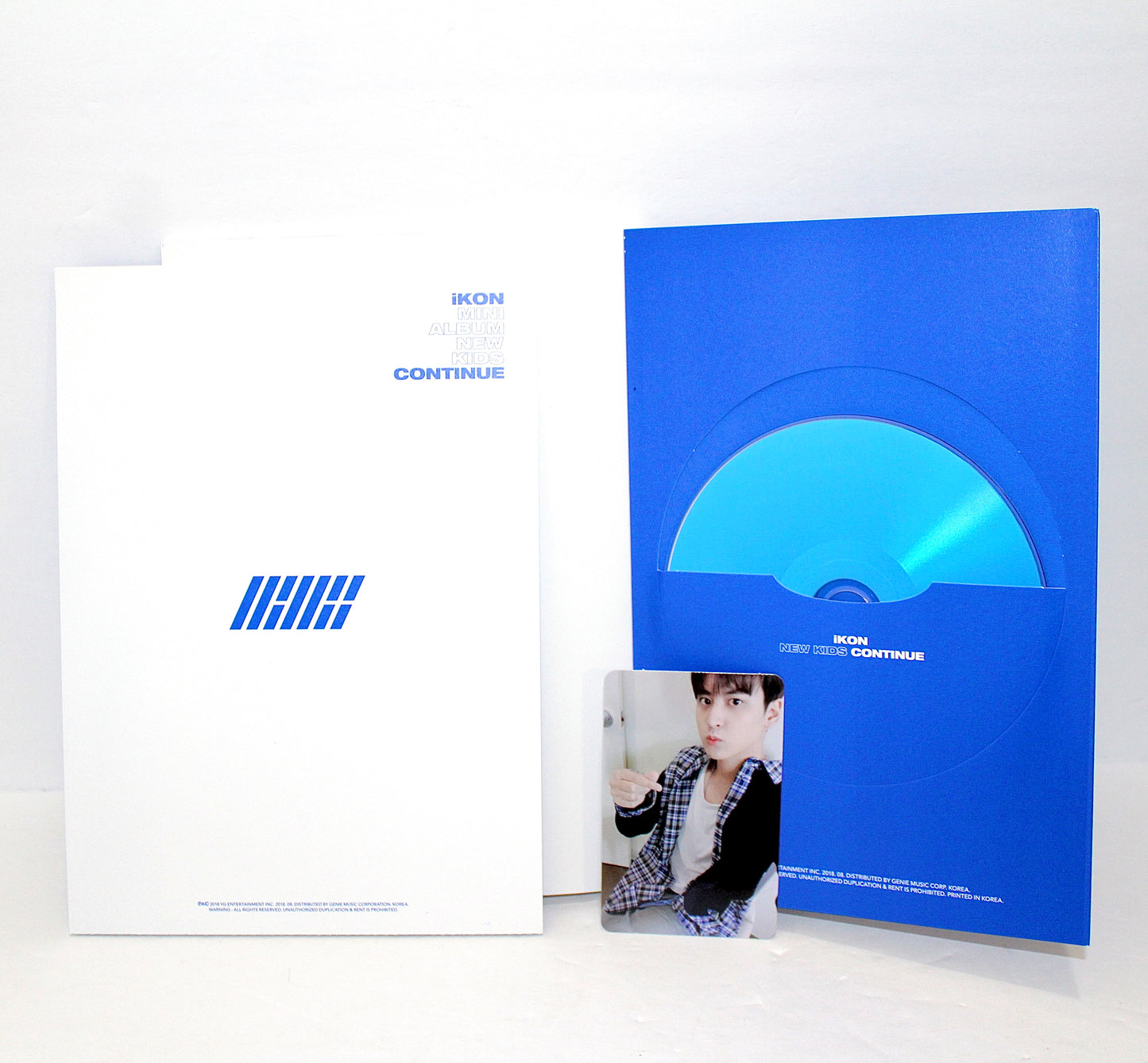 iKON 1st Mini Album - New Kids: Continue | Blue Ver.