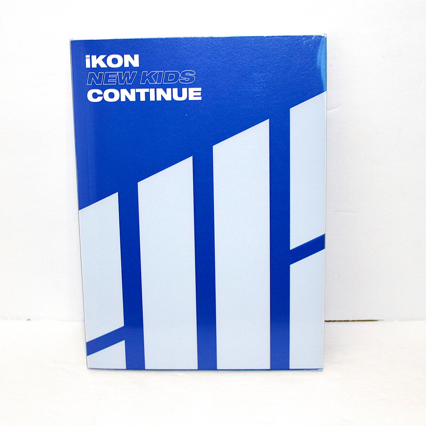 iKON 1st Mini Album - New Kids: Continue | Blue Ver.
