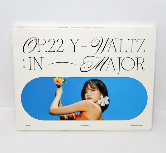 JO YURI 1st Mini Album - OP.22 Y-WALTZ : IN MAJOR | Adante Ver.